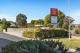 Econo Lodge Alabaster Cowra.
 - Econo Lodge Alabaster Motel