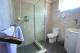Queen Room Bathroom
 - Garden City Motor Inn Toowoomba