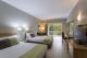 Standard room
 - Hotel Grand Chancellor Palm Cove