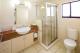 Bathroom
 - Jack & Newell Holiday Apartments Cairns