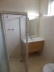 Deluxe Twin Bathroom
 - Jacksons Motor Inn