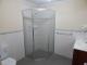 Deluxe Family Bathroom
 - Jacksons Motor Inn