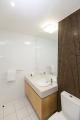 Annex Bathroom
 - Majestic Old Lion Apartment