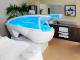 Jhalu Day Spa
 - Mantra Ettalong Beach