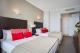 Hotel Deluxe Twin
 - Mantra Legends Surfers Paradise