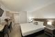 Executive King Room
 - Smart Motels Bert Hinkler