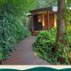 Lalique
 - Misty View Cottages Montville