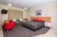 King Deluxe
 - Nambour Heights Motel