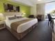 Bedroom
 - Oaks Townsville Gateway Suites