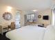 Studio 4 Star
 - Oaks Sydney Hyde Park Suites