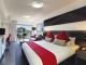 Bedroom
 - Oaks Townsville Metropole Hotel