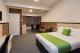 Deluxe Queen room
 - Olde Tudor Hotel