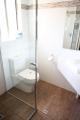 PremiumTwinQueenBthrm
 - Pevensey Motor Lodge
