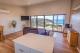 Deluxe Eco-Villa
 - Sea Dragon Kangaroo Island
