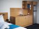 3 - Kitstuio R2
 - Sunnybank Star Hotel and Apartments