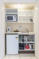 Kitchenette
 - Terrigal Sails Serviced Apartments