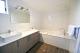 Deluxe Spa Room - Bathroom
 - The Aberdeen Motel