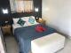 Ensuite Room
 - Innisfail Tropical Lodge