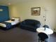 Deluxe Room
 - Victoria Lodge Motor Inn