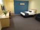 Deluxe Room
 - Victoria Lodge Motor Inn