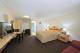 Deluxe Queen Room
 - Villa Mirasol Motor Inn