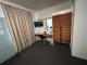 Queen Room
 - Warren Motor Inn